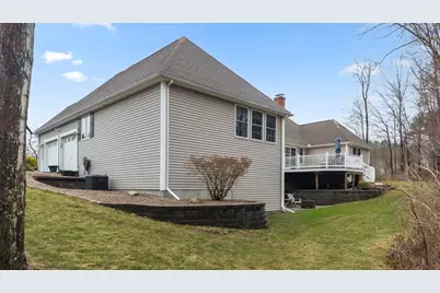 7 Nellies Way, Dudley, MA 01571 - Photo 37