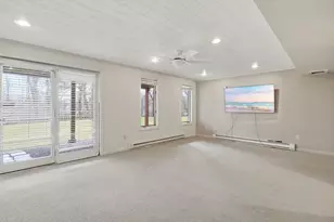 770 Salisbury St, Worcester, MA 01609 - Photo 37