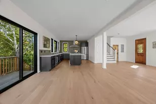 309 Bradford St, Provincetown, MA 02657 - Photo 11