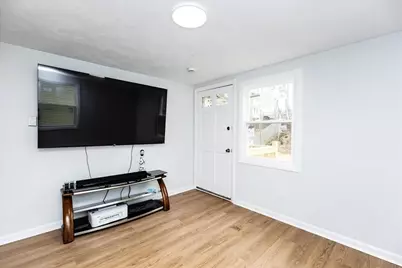 38 Warren, Revere, MA 02151 - Photo 21