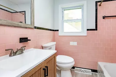 38 Warren, Revere, MA 02151 - Photo 15