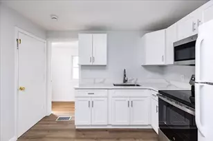 38 Warren, Revere, MA 02151 - Photo 11