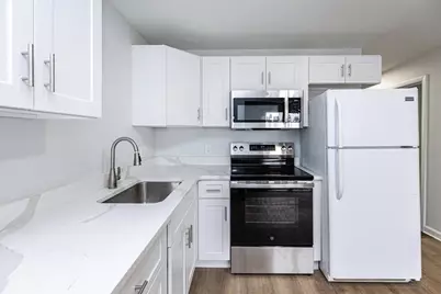 38 Warren, Revere, MA 02151 - Photo 9