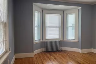 35 Upham St, Salem, MA 01970 - Photo 3