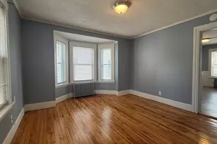 35 Upham St, Salem, MA 01970 - Photo 5