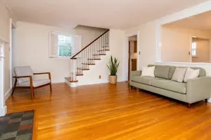 39 Chellman St, Boston, MA 02132 - Photo 5
