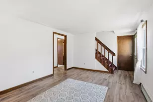 390 Barry St, Agawam, MA 01030 - Photo 11