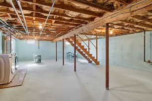 390 Barry St, Agawam, MA 01030 - Photo 29