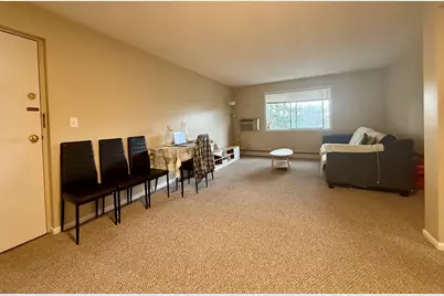 69 Newton St. #11, Waltham, MA 02453 - Photo 3