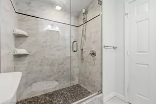 247 Bunker Hill St, Boston, MA 02129 - Photo 21