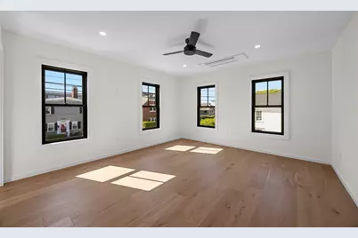 624 Commercial Street, Provincetown, MA 02657 - Photo 15