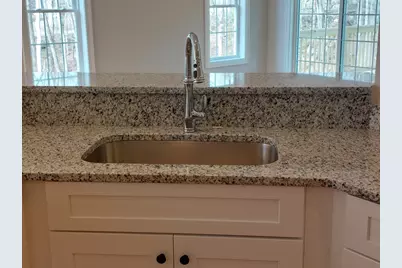 20B Crownshield, Uxbridge, MA 01569 - Photo 5
