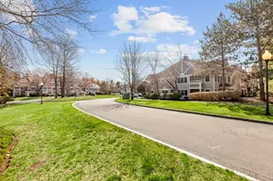 661 Lowell St, Lexington, MA 02420 - Photo 3