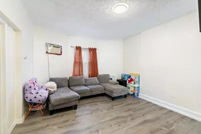 18 Winthrop Ave, Lawrence, MA 01843 - Photo 5