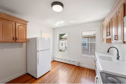 62-64 Flett Rd #64, Belmont, MA 02478 - Photo 9