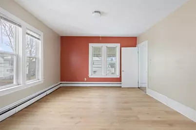 400 Benefit St, Pawtucket, RI 02861 - Photo 7