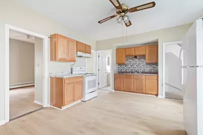 400 Benefit St, Pawtucket, RI 02861 - Photo 5