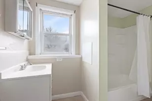 400 Benefit St, Pawtucket, RI 02861 - Photo 17