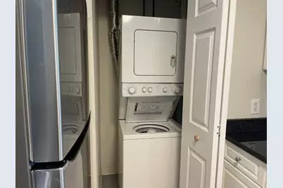 8-12 Museum Way #1501, Cambridge, MA 02141 - Photo 11