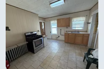 23 Bowdoin St, Medford, MA 02155 - Photo 11