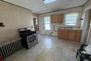 23 Bowdoin St, Medford, MA 02155 - Photo 11