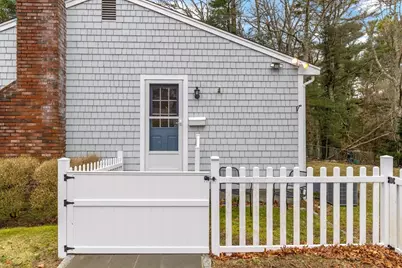 27 Lietrim Cir, Barnstable, MA 02632 - Photo 5