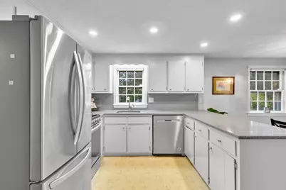 27 Lietrim Cir, Barnstable, MA 02632 - Photo 15