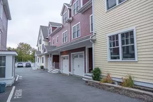 9 Park St, Boston, MA 02122 - Photo 21