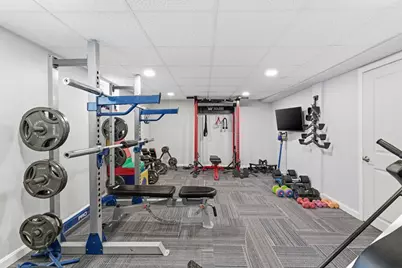 548 Kirby St, New Bedford, MA 02740 - Photo 23