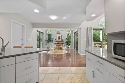 33 Thoreau, Beverly, MA 01915 - Photo 7