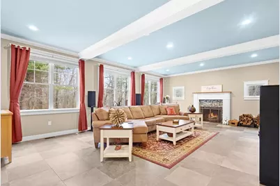 33 Glebe St, Taunton, MA 02780 - Photo 9