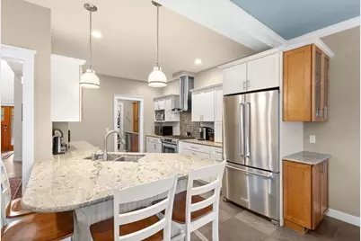 33 Glebe St, Taunton, MA 02780 - Photo 5