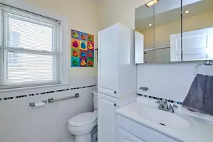 48 Wordsworth St, Boston, MA 02128 - Photo 11