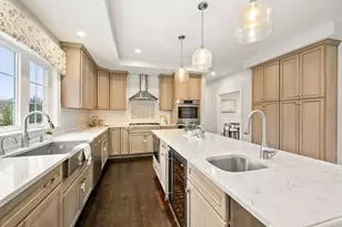 45 Saddleback Ln, Canton, MA 02021 - Photo 3