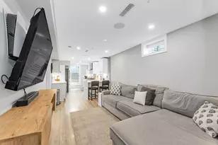 222 Roslindale Ave, Boston, MA 02131 - Photo 7