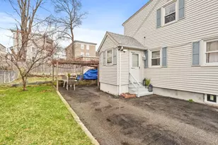 153 Florence, Brockton, MA 02301 - Photo 33