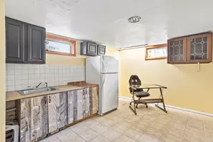 153 Florence, Brockton, MA 02301 - Photo 31