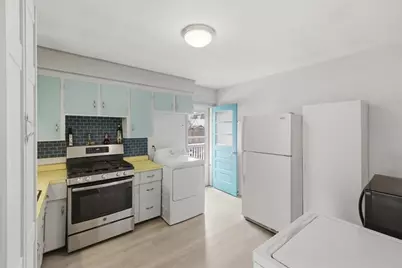 54 Waldo St, Dedham, MA 02026 - Photo 5