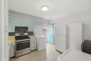 54 Waldo St, Dedham, MA 02026 - Photo 5