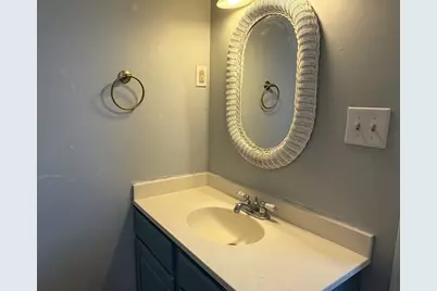 17 Park Ave #3, Whitman, MA 02382 - Photo 5