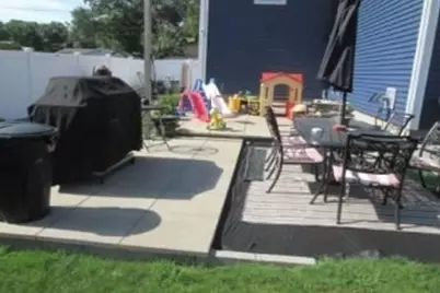 100 Bradbury St, Fall River, MA 02721 - Photo 13