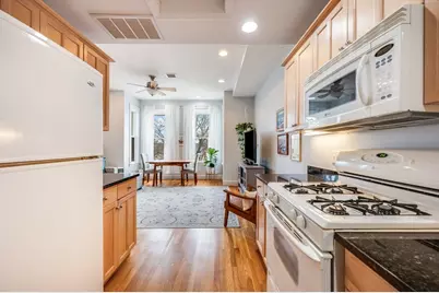 39 Chestnut St #2C, Stoneham, MA 02180 - Photo 7