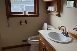 19 Forest Park Ave, Tyngsborough, MA 01879 - Photo 11