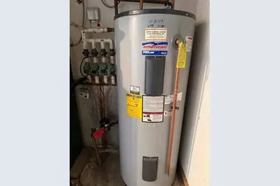 19 Forest Park Ave, Tyngsborough, MA 01879 - Photo 27