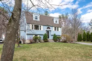 34 Cary St, Wilmington, MA 01887 - Photo 3