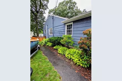 22 Pine Hill Rd, Swampscott, MA 01907 - Photo 39