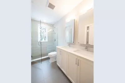 142 Coolidge Street #3, Brookline, MA 02446 - Photo 15