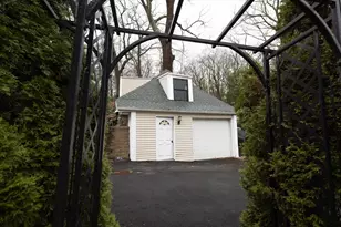 765 Walnut St, Lynnfield, MA 01940 - Photo 27