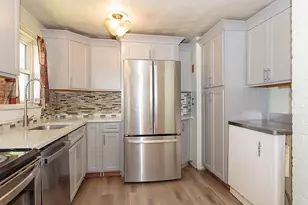 38 McDevitt Rd, Randolph, MA 02368 - Photo 5