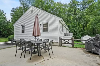 74 Oak Hill Rd, Southborough, MA 01745 - Photo 27